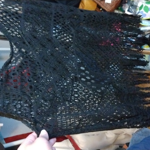 Papillon women's black embroidery top sz Medium - Picture 17 of 17